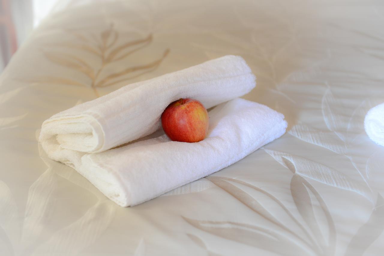 Logis Hotel Et Restaurant Du Dauphin Sées エクステリア 写真
